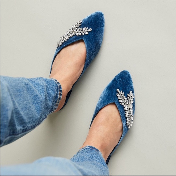 Birdies Shoes - NWOT Birdies Swan Jeweled Ocean Pointed Toe Blue Velvet Mule
